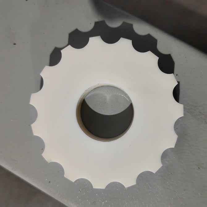 加工实例/切割陶瓷齿轮