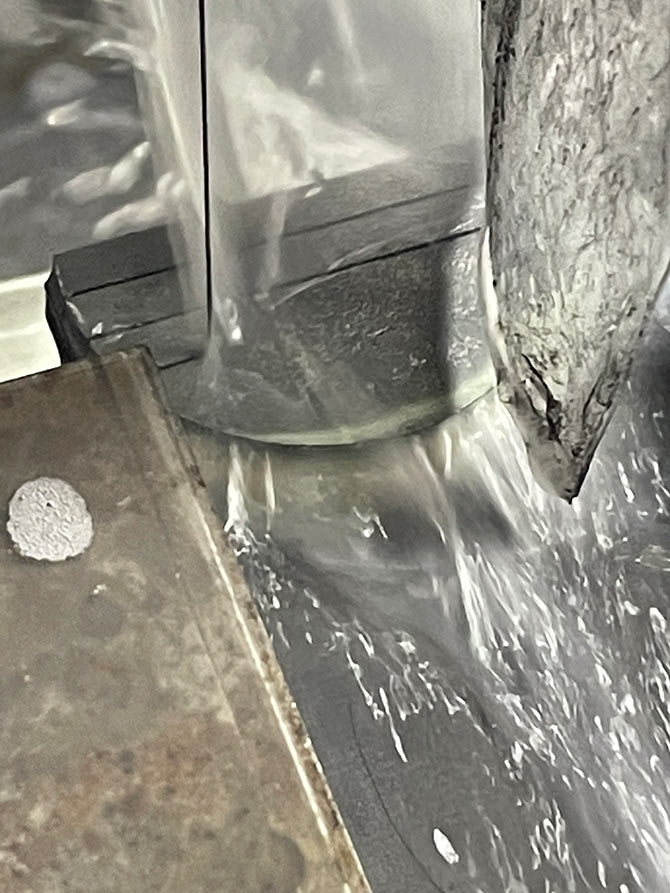 切割碳化硅，碳化硅切割设备，碳化硅加工设备，超硬材料加工，非导体材料线切割，今科技术